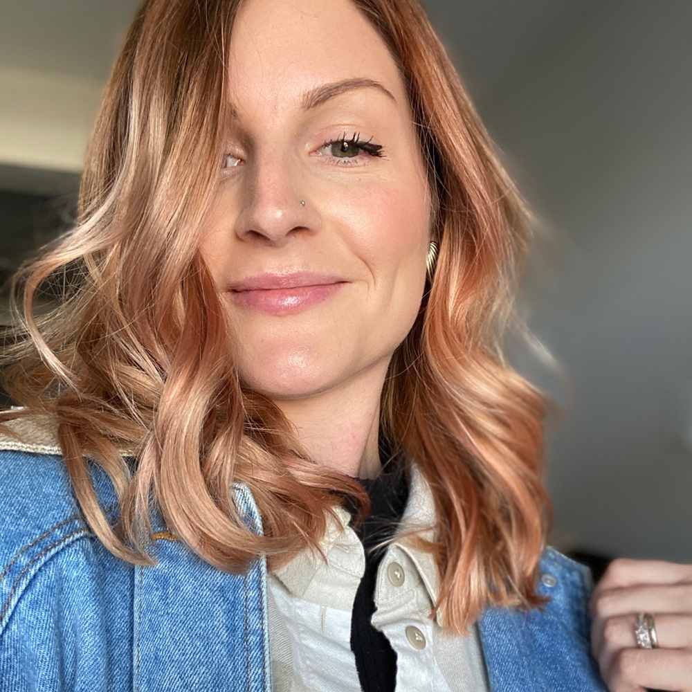 Your Posher, Maranda, owner of Love Again Threads